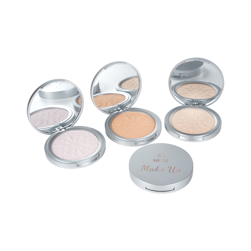 Smooth Touch Oil Control Compact