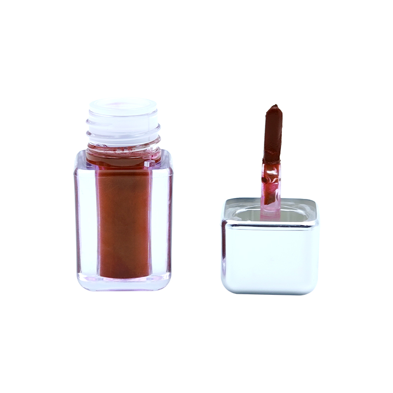 Small squarematte lip gloss
